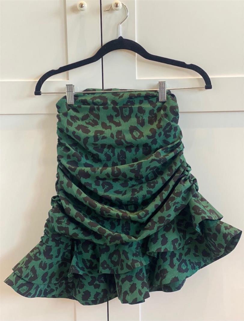 Falda de leopardo verde de Oliver