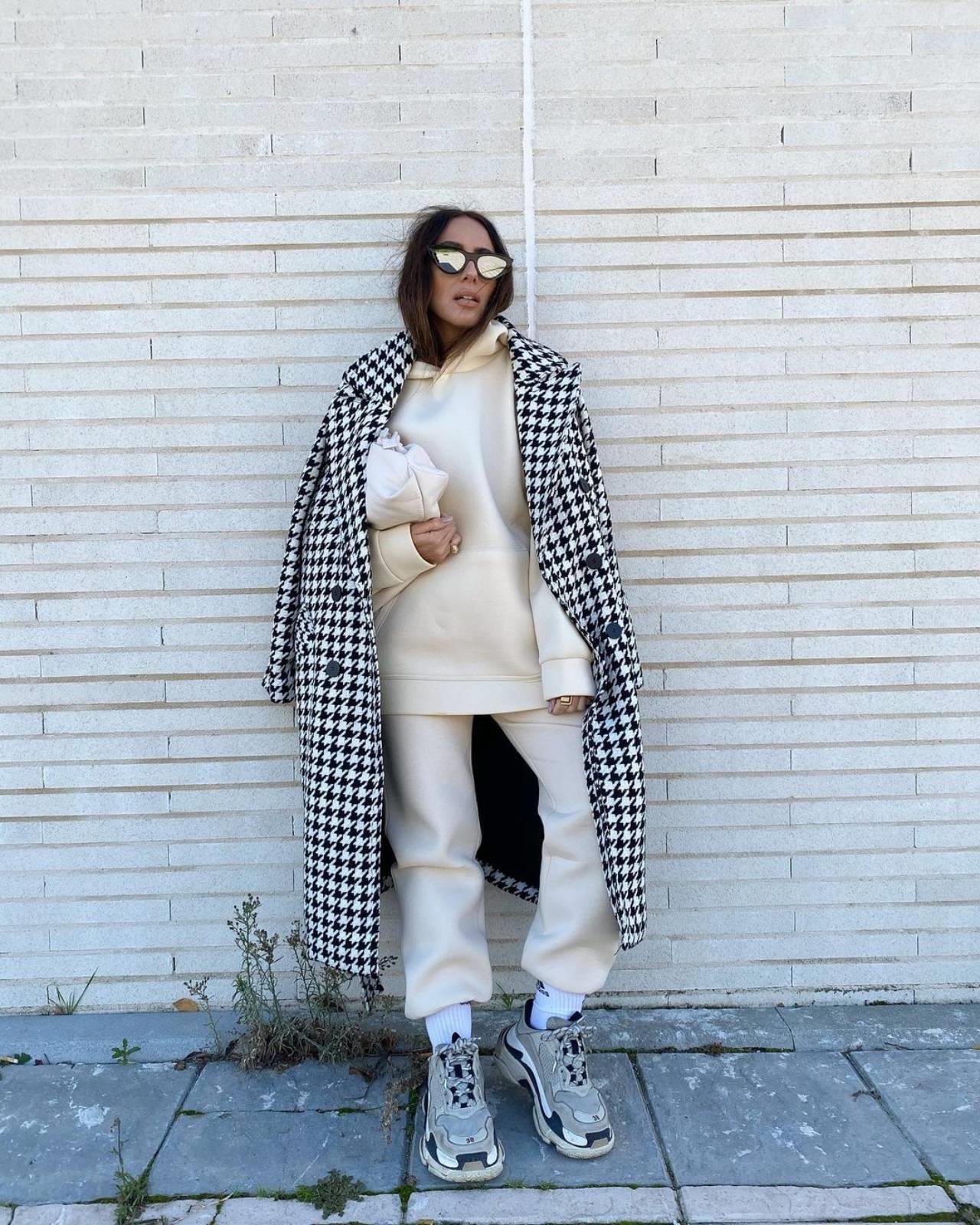 Laura Eguizabal con abrigo de H&M