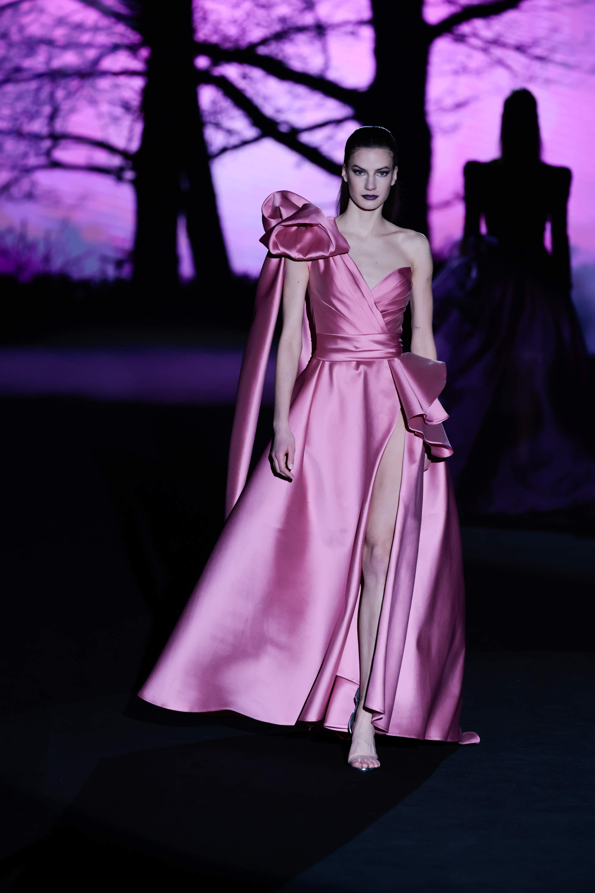 Hannibal laguna madrid fashion week vestido lila