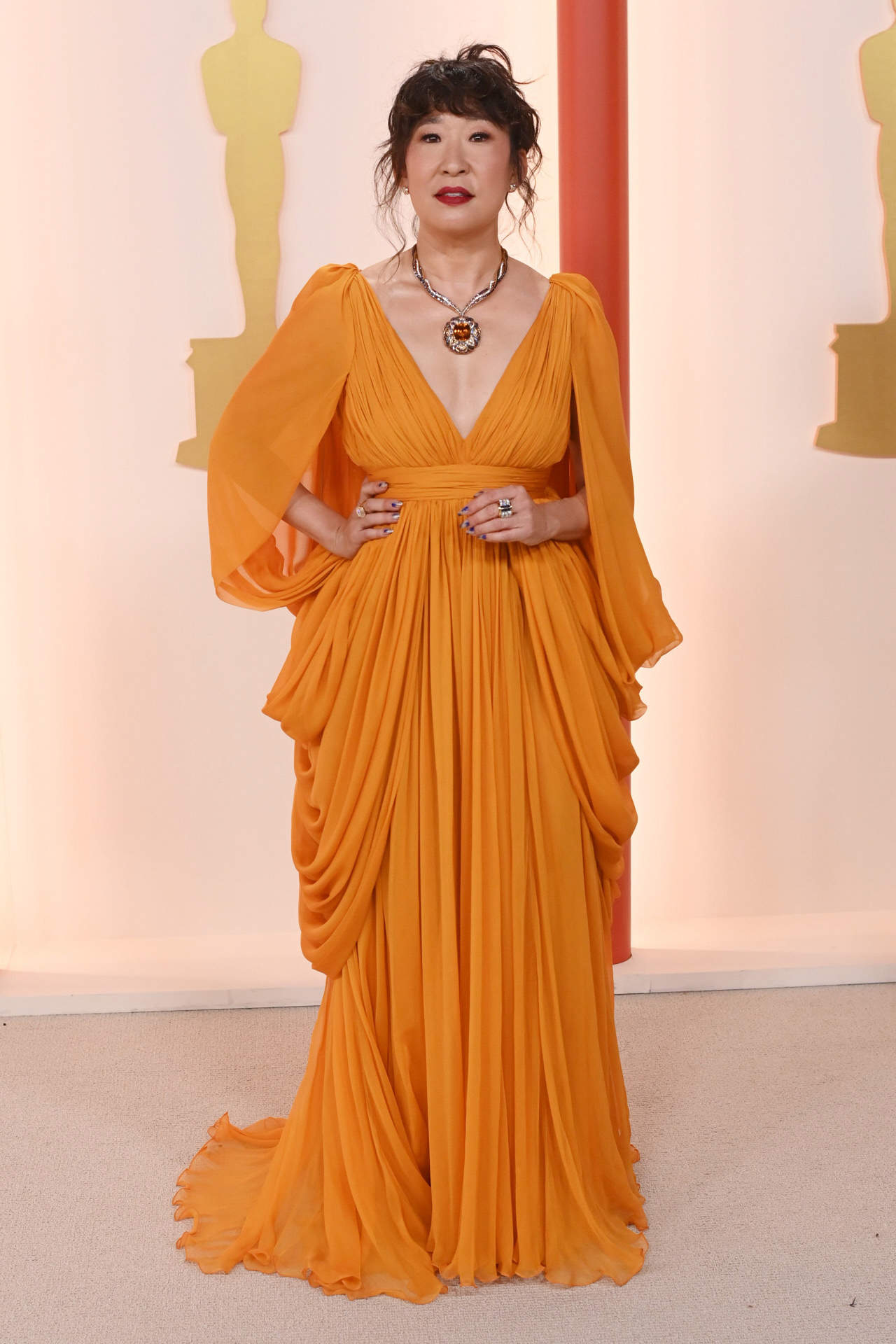 Premios Oscars 2023 vestido Sandra Oh