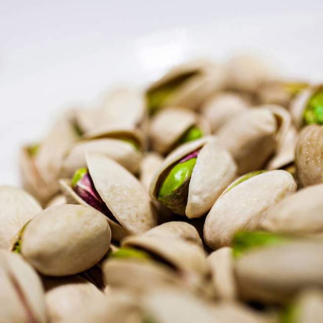 Si buscas aumentar la proteína en tu dieta hazlo con pistachos americanos porque también son antioxidantes 