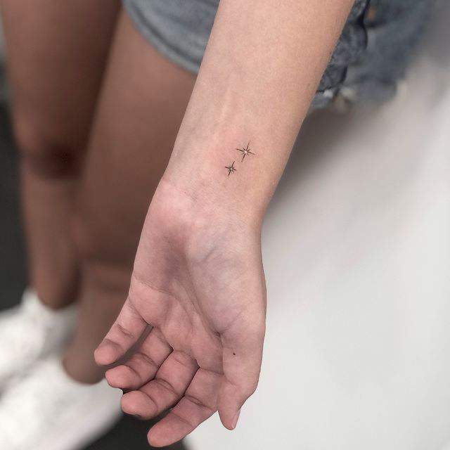 Las mejores 15 ideas de bajo vientre  tatuaje para cubrir cicatriz,  tatuaje para tapar cicatriz, tatuaje en cicatriz
