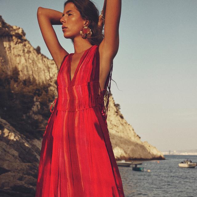 el color que más favorece: Zara tiene los vestidos rojos de Zara más  baratos, ponibles y favorecedores