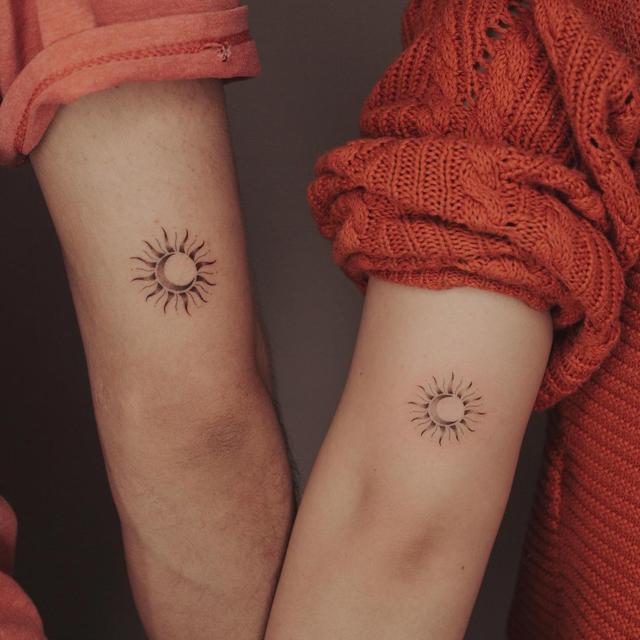 15 tatuajes de sol y luna realmente bonitos para las amantes de la astrología