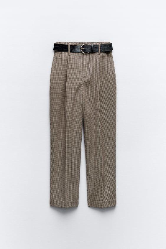 pantalones cómodos zara con cinturóon 29,95 euros