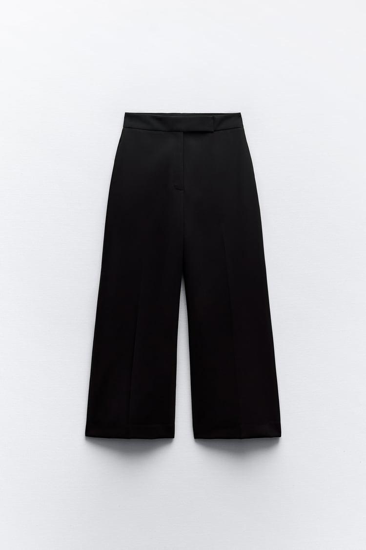 Pantalón culotte Zara: negro clásico