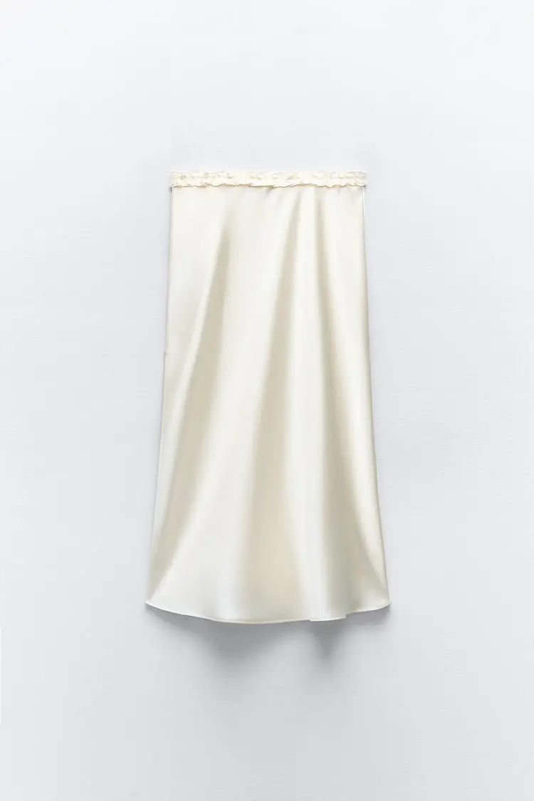 Falda blanca de estilo coquette