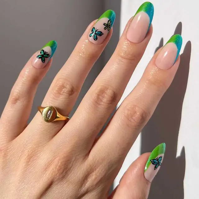 Butterfly Nails: 10 diseños de uñas mariposa que han desterrado a la manicura de flores esta primavera