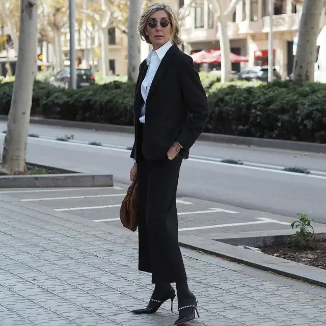 Adiós, pitillos: las mujeres de 60 llevan estos pantalones culotte de Zara con efecto tipazo, elegantes y por menos de 30 euros
