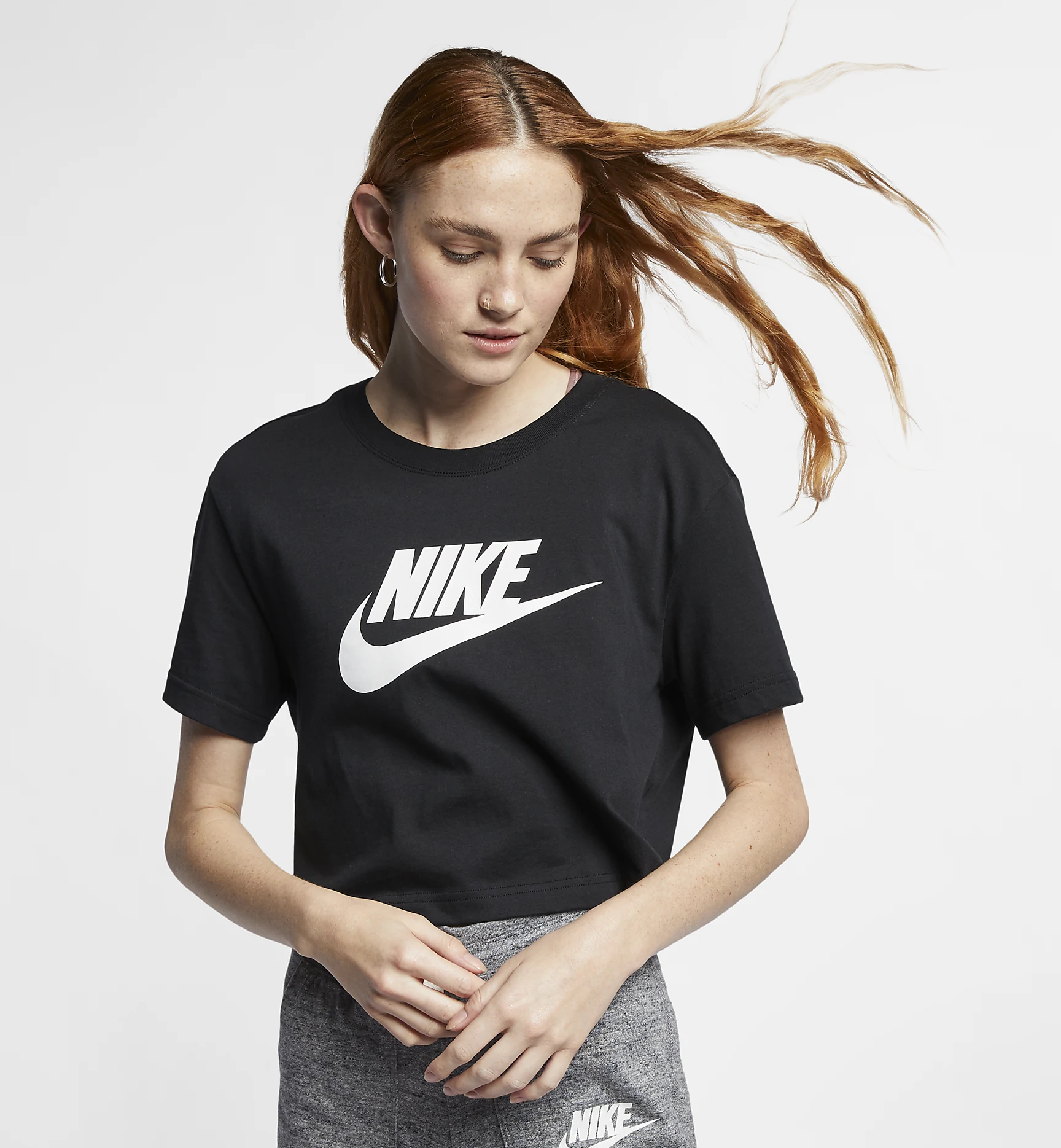 Camiseta crop Nike