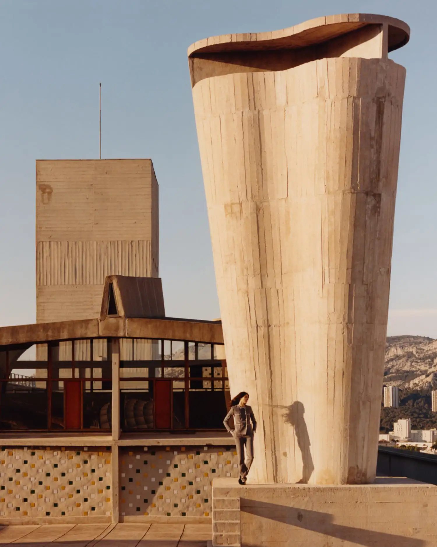 chanel photo by jamie hawkesworth le corbusier unite dhabitation marseille