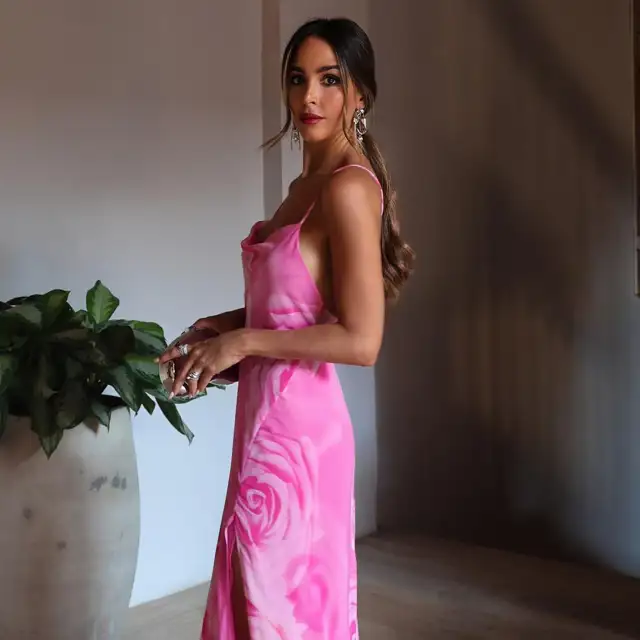 Ficha estas marcas españolas para tu vestido de graduación si quieres ser la mejor vestida (VÍDEO)