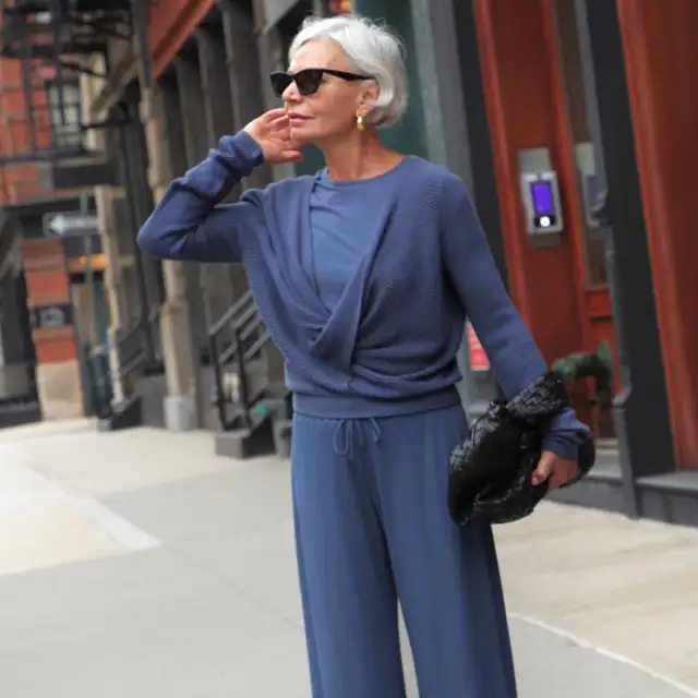 Las mujeres de 60 ya no llevan pitillos, pero sí estos pantalones fresquitos y holgados de Zara
