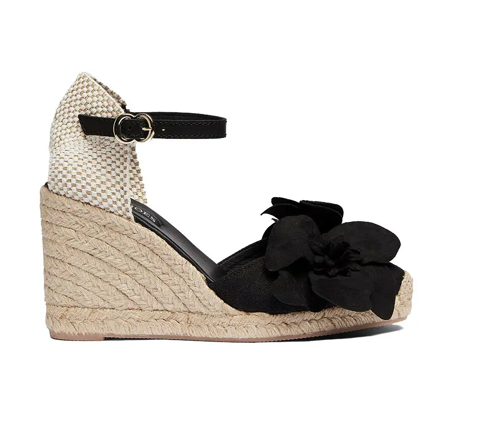IT LUCIA BLACK