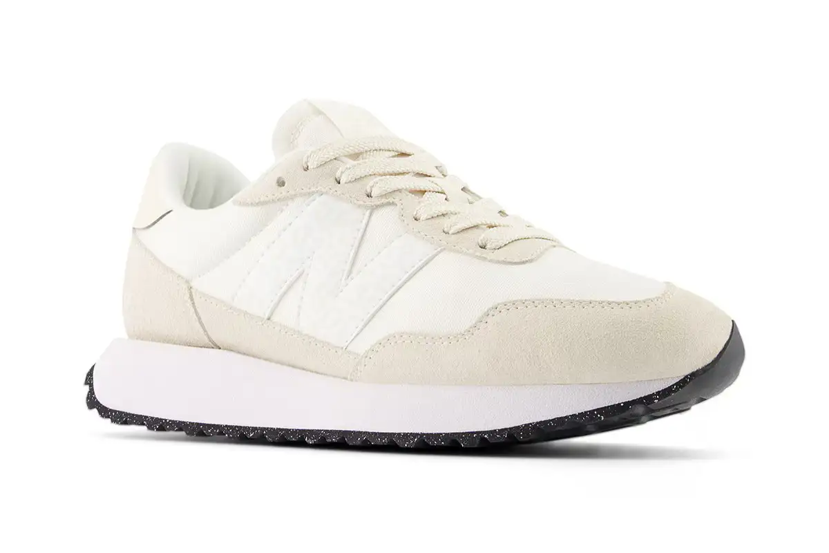 New Balance 237