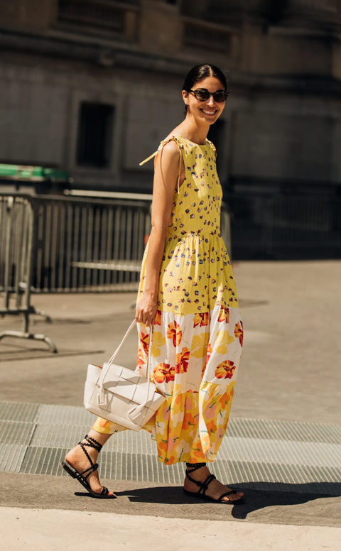 Novedades de Zara hoy: 3 blusas con estilo bohemio, un conjunto estampado y un vestido crochet de efecto tipazo 