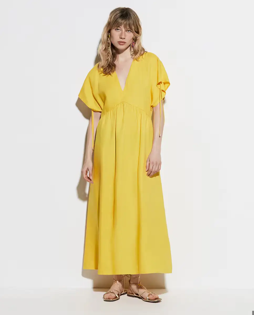 Vestido amarillo de lino