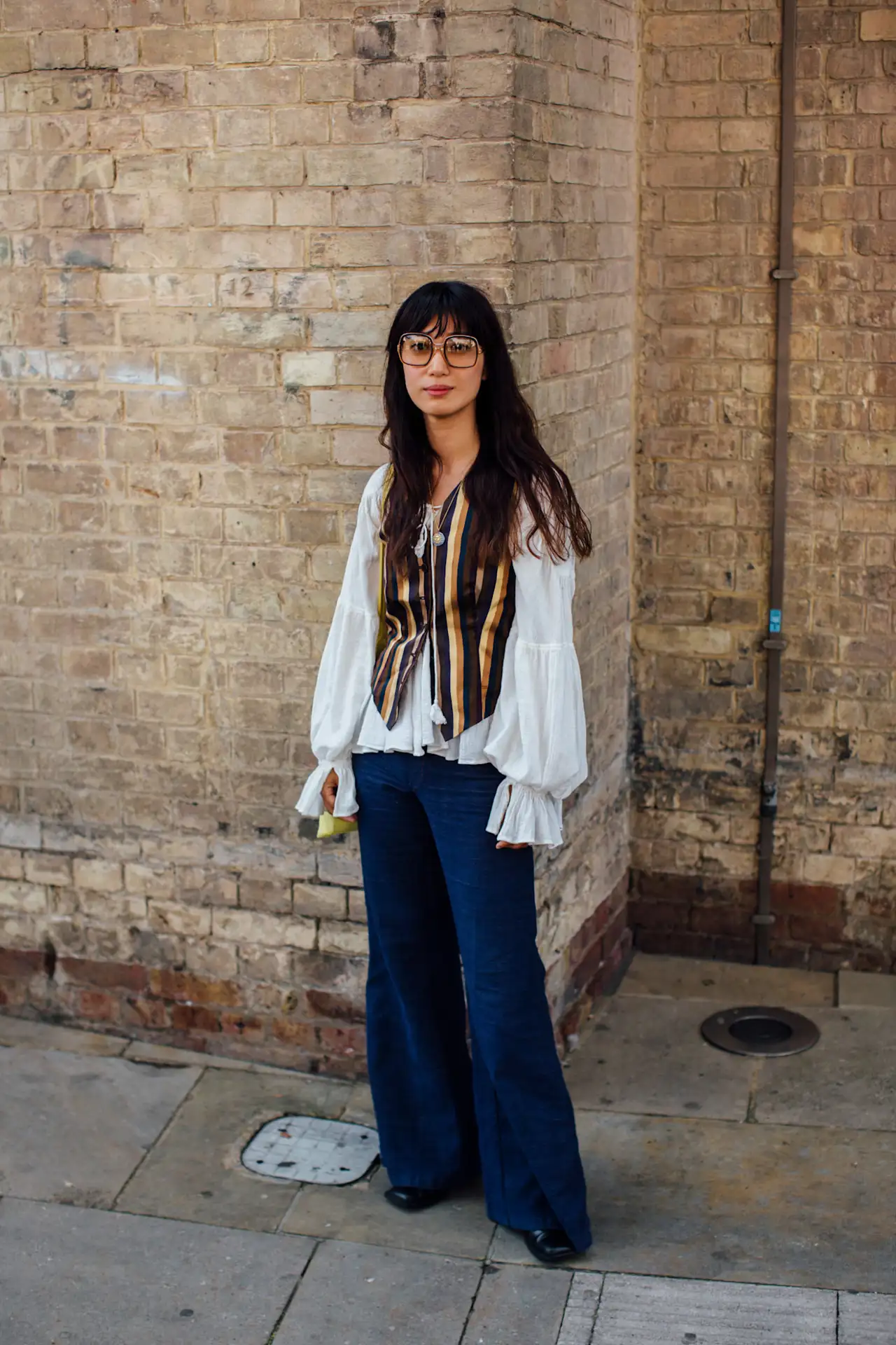 Blusa boho con vaqueros