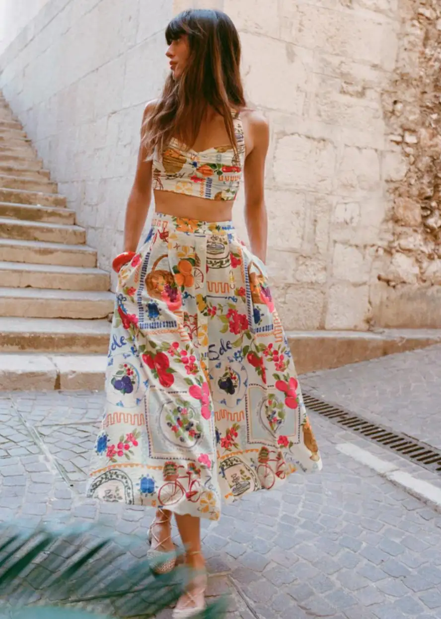 Conjunto de top y falda
