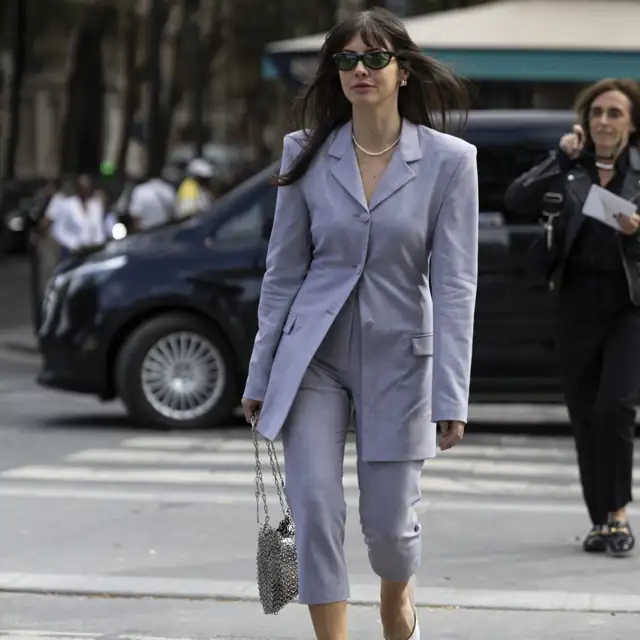 Las bermudas ya no están de moda: llevarás estos pantalones capri súper elegantes de Zara en otoño con jersey de punto y mocasines