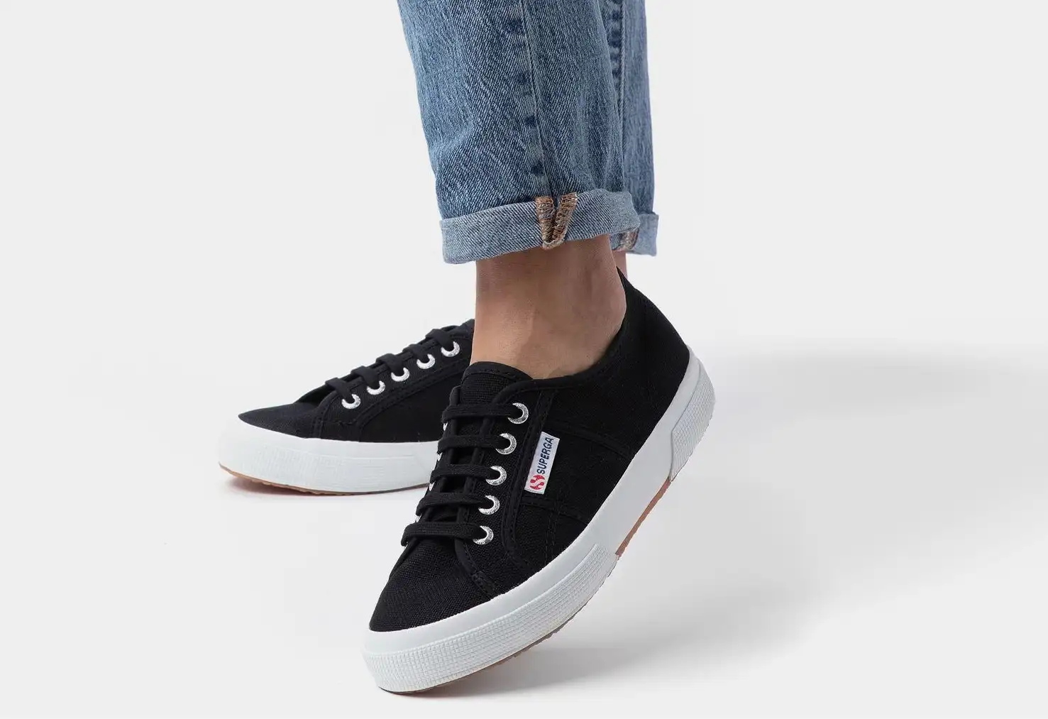 Superga 2750