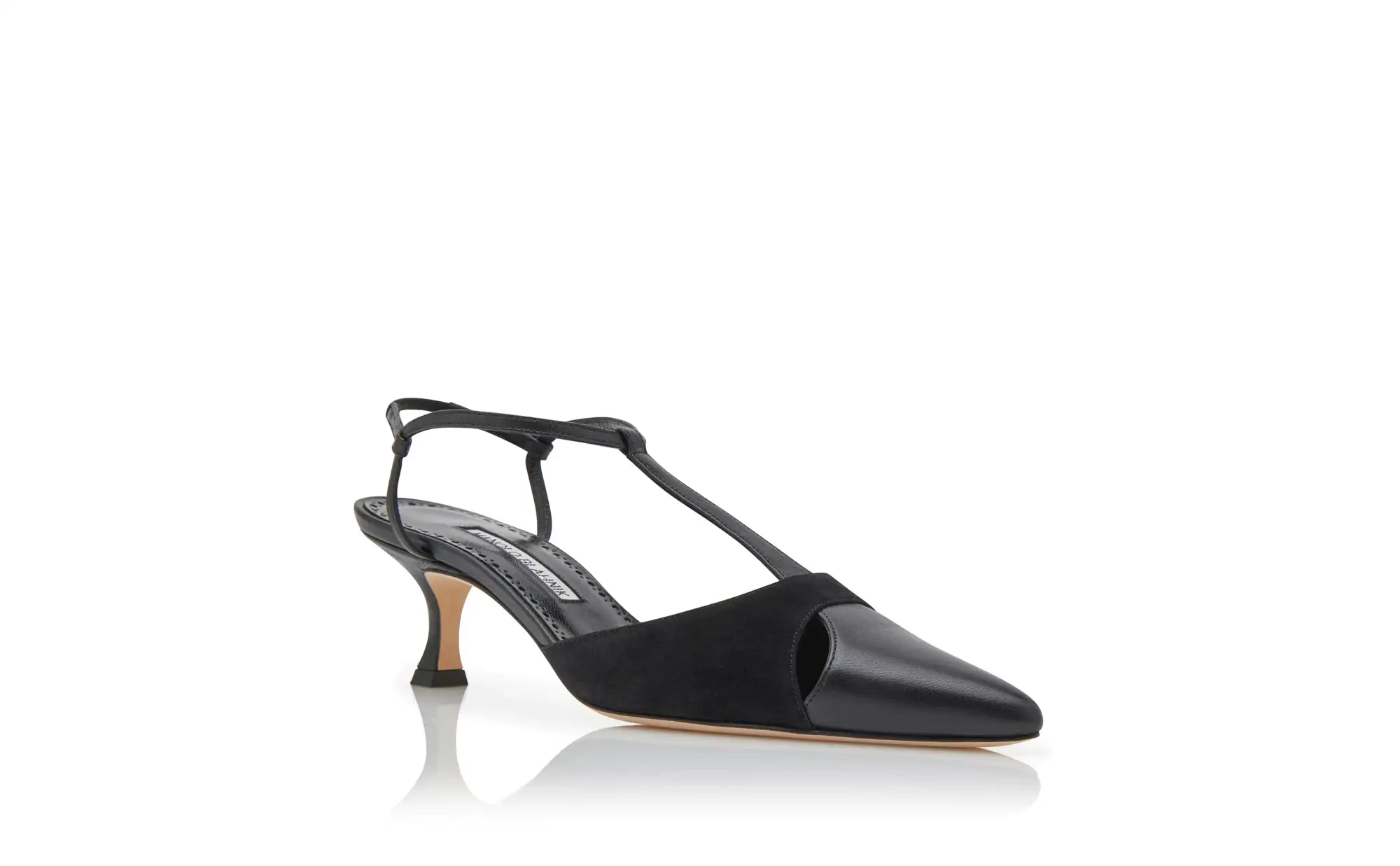 Zapatos negros de Manolo Blahnik