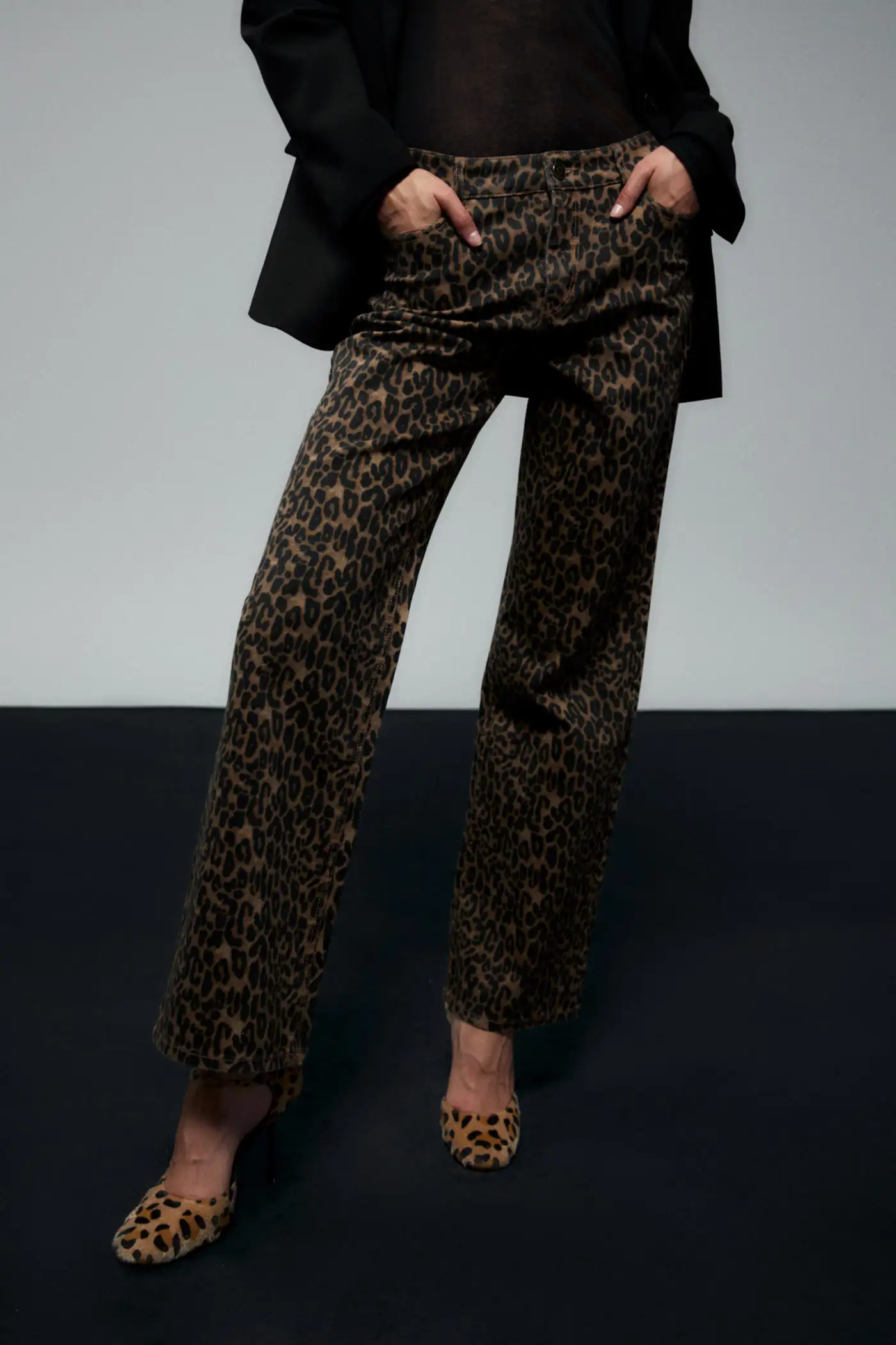 pantalones de leopardp