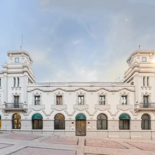 Cultura, gastronomía y relax: vive la esencia de Logroño en el hotel Áurea Palacio de Correos 5* 