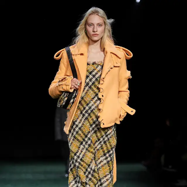 Burberry F24 034