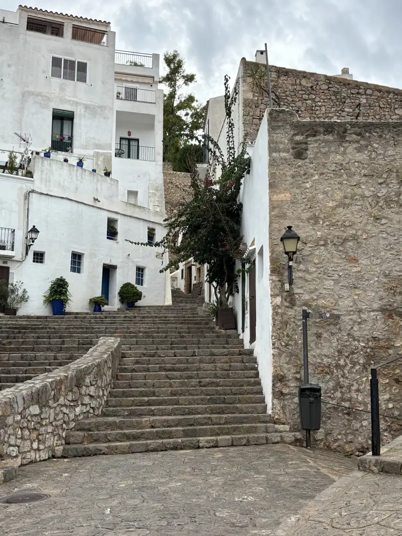 Calle de Dalt Vila