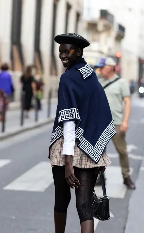 Adiós, chaquetas de abuela: esta capa de punto de Mango será la nueva tendencia para vestir con estilo y abrigada en invierno 2025