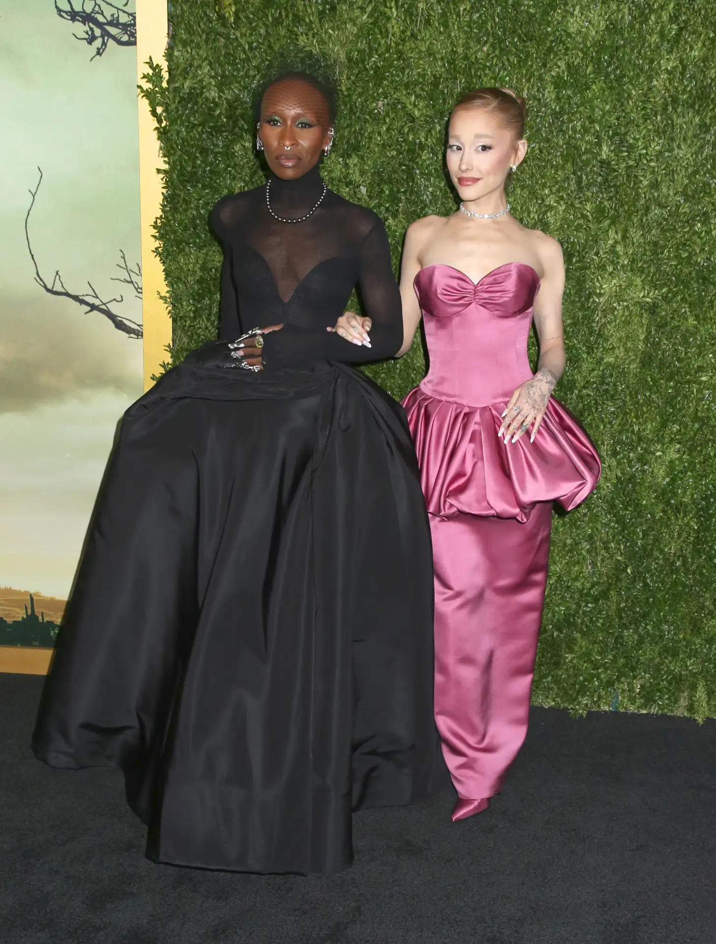 Cynthia Erivo y Ariana Grande en la premiere neoyorquina de 'Wicked'