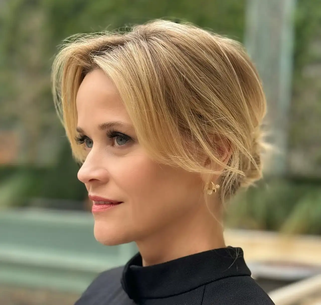 Reese Witherspoon con cabello cuidado