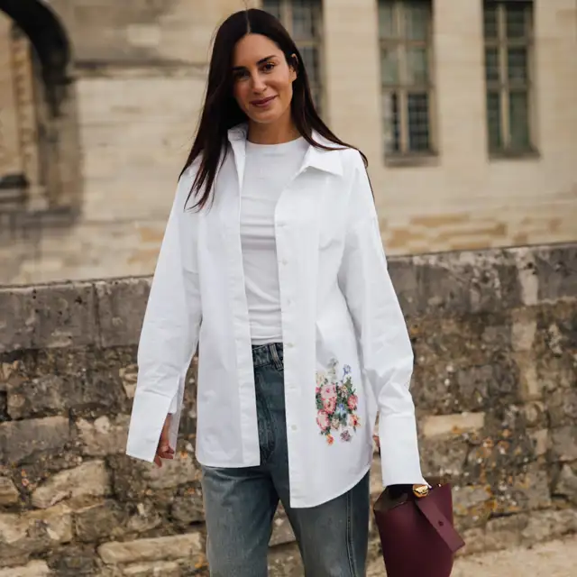 Cómo combinar vaqueros en Navidad para ir cómoda, guapa y arreglada: 5 looks elegantes para comidas y cenas de empresa