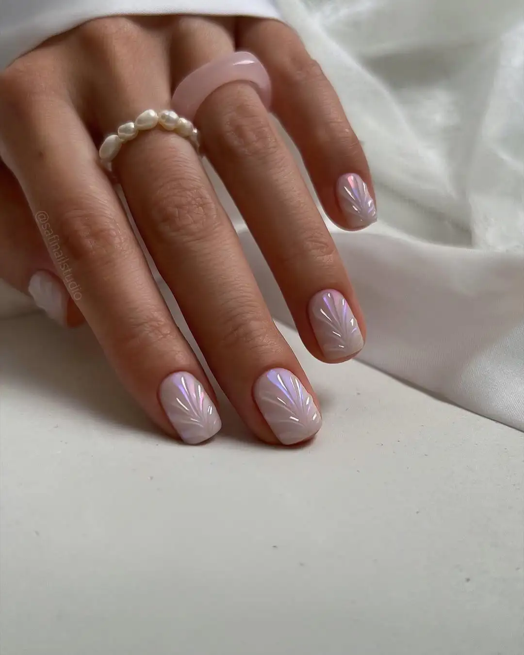 uñas transparente safinailstudio