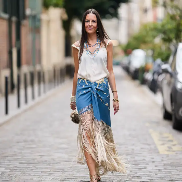 El vestido de Sfera que comprarás HOY y llevarás en la Feria de Abril 2025: elegante, cómodo y de aire 'flamenco'