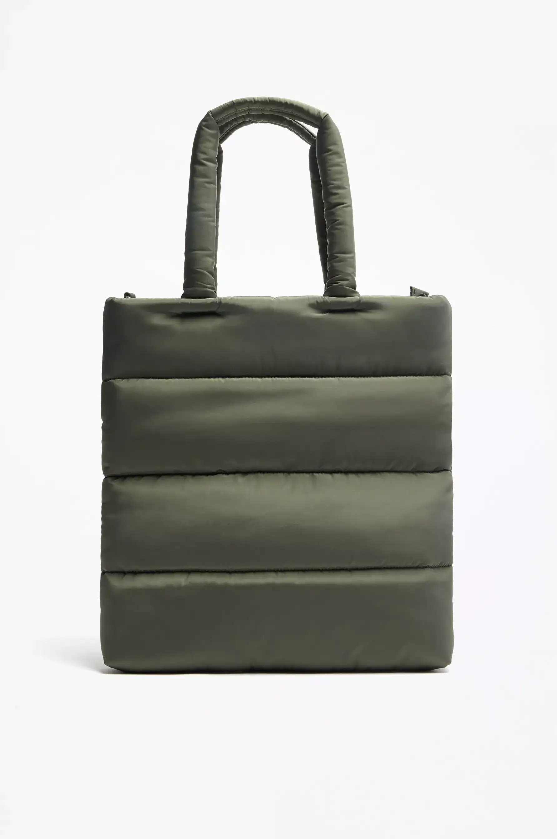 Lefties BOLSO SHOPPER ACOLCHADO 19,99euros2