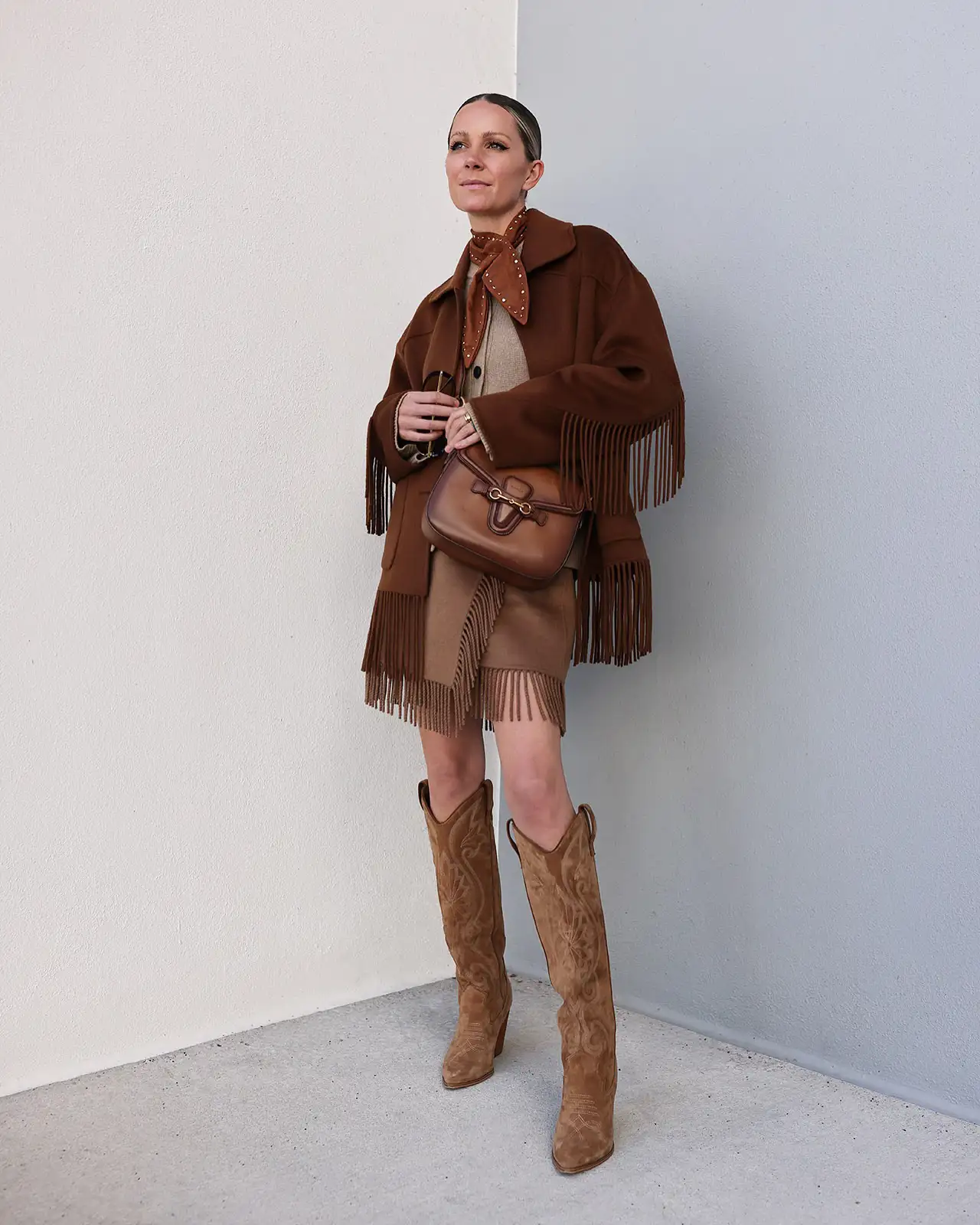C mo Llevar Botas Altas 20 Looks Elegantes Y En Tendencia Para Lucir A 