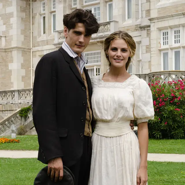 Las 10 mejores series españolas que no te puedes perder: desde 'Gran Hotel' hasta 'Querer' (VÍDEO)