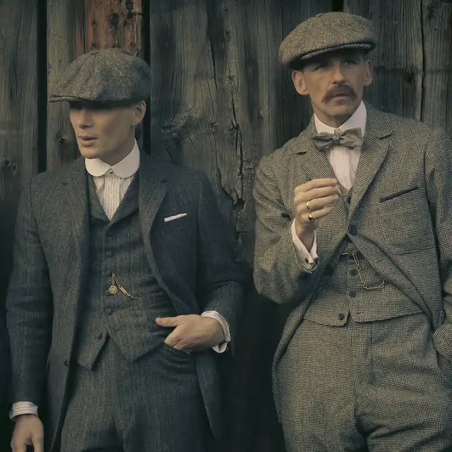 Series de bandas británicas que debes ver si te enganchó 'Peaky Blinders'