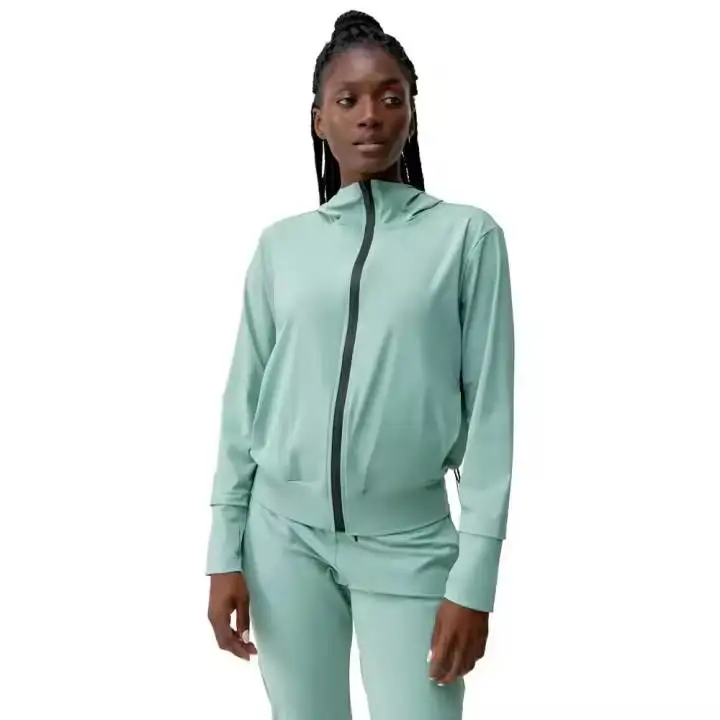 chaqueta deportiva MIRAVIA
