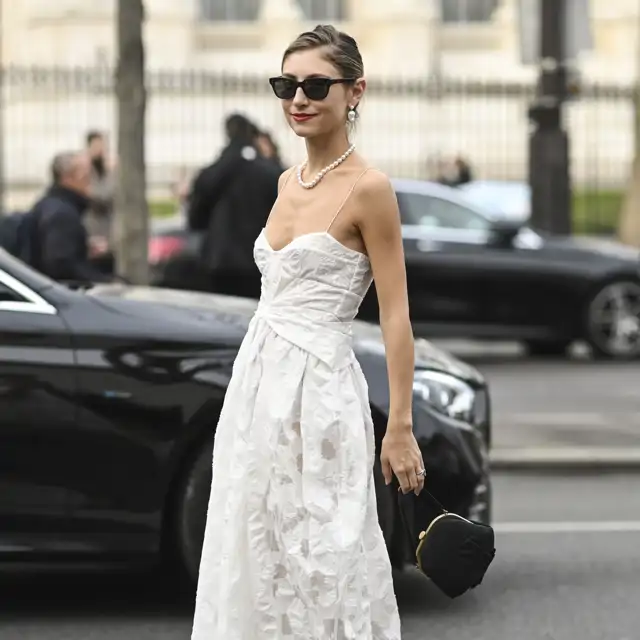 En Semana Santa, las mujeres elegantes llevarán estos 10 vestidos midi de Zara: realzan la figura, son cómodos y elegantes