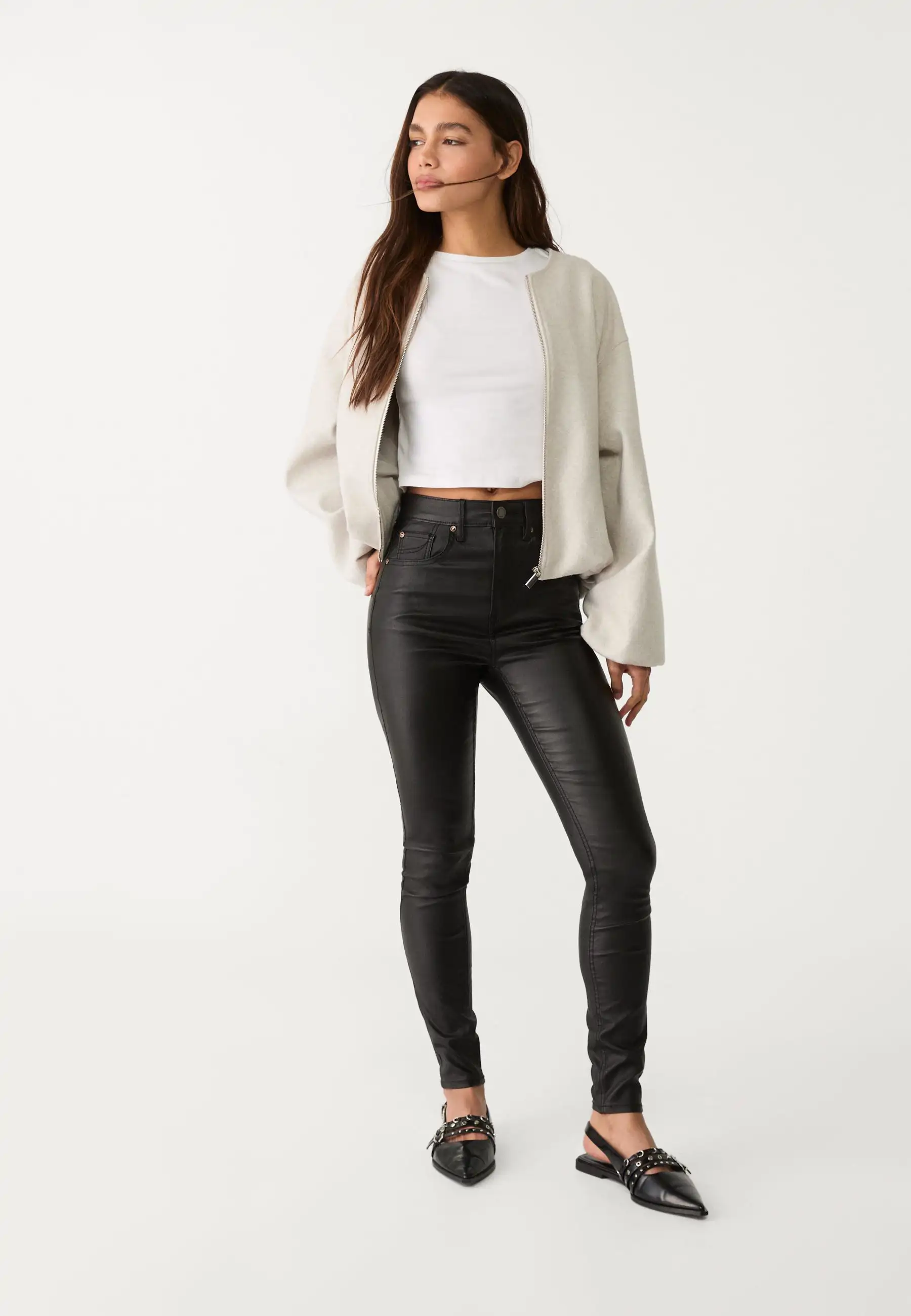 pantalones polipiel