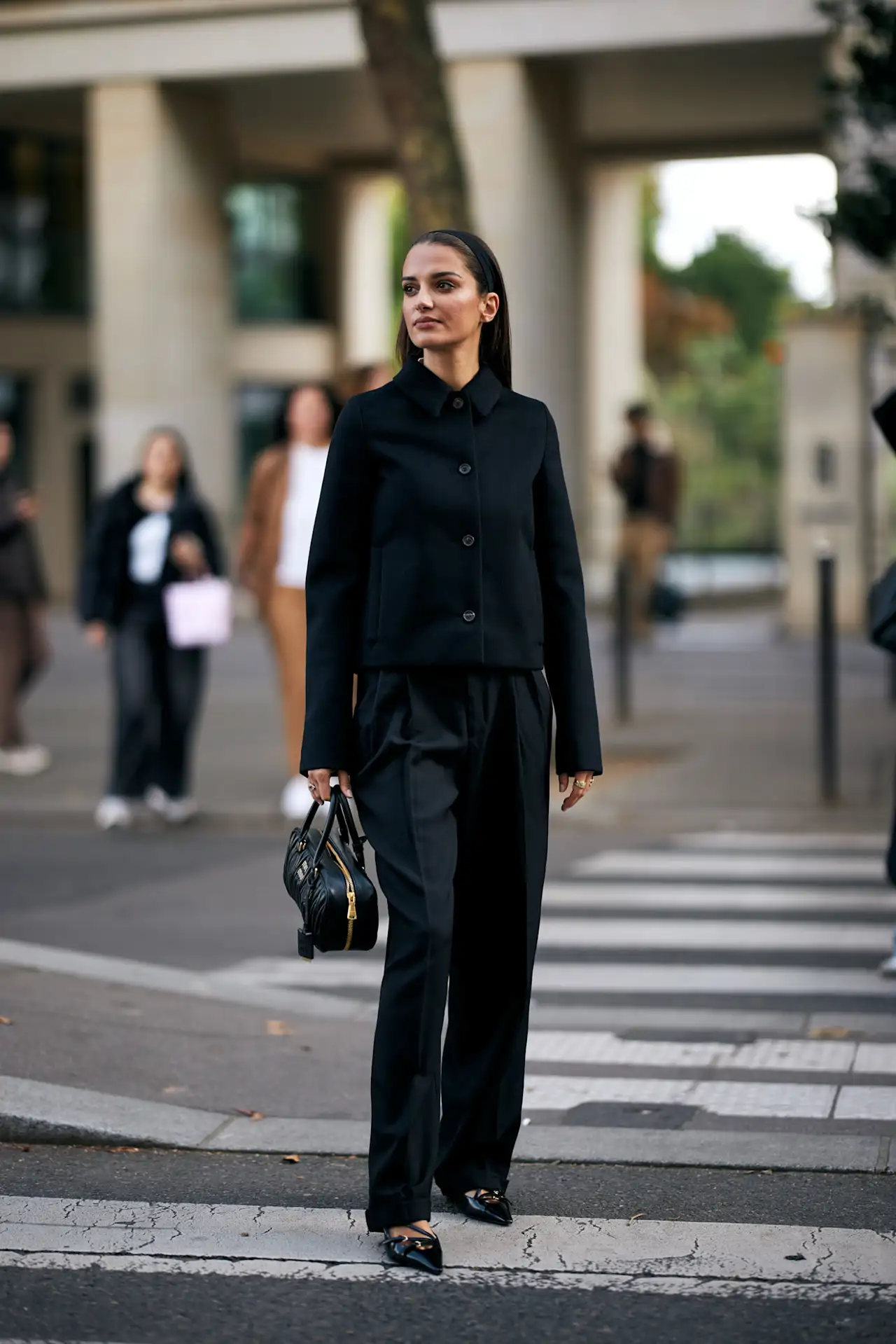 Elegante, sencillo y sofisticado: así es la tendencia 'demure'