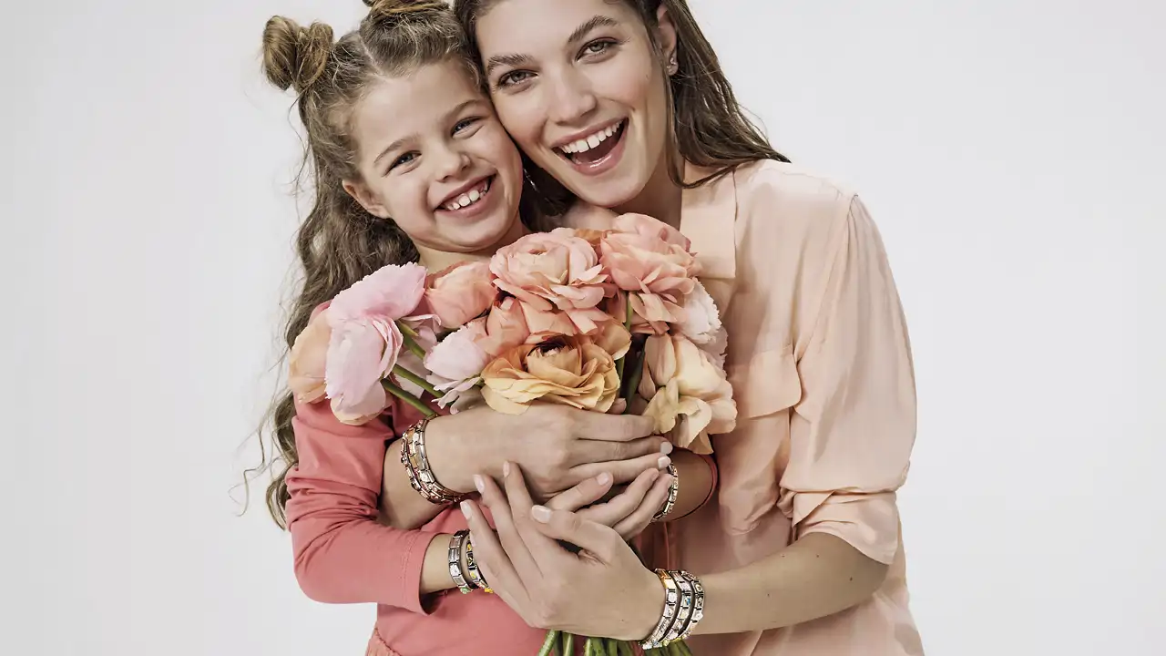 HOLA INSTYLE BANNER COMP MDAY25   02