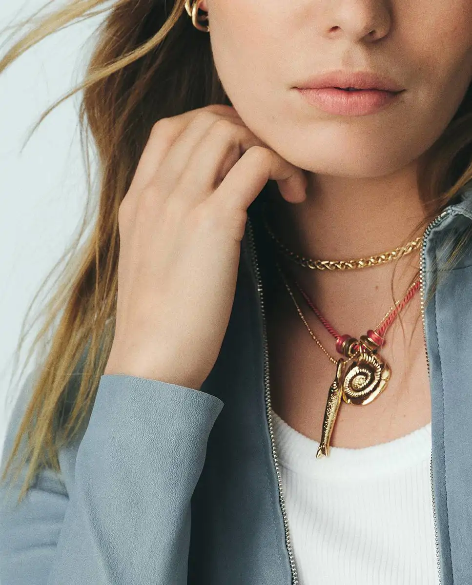 TALISMANS LOOK02 0024 2