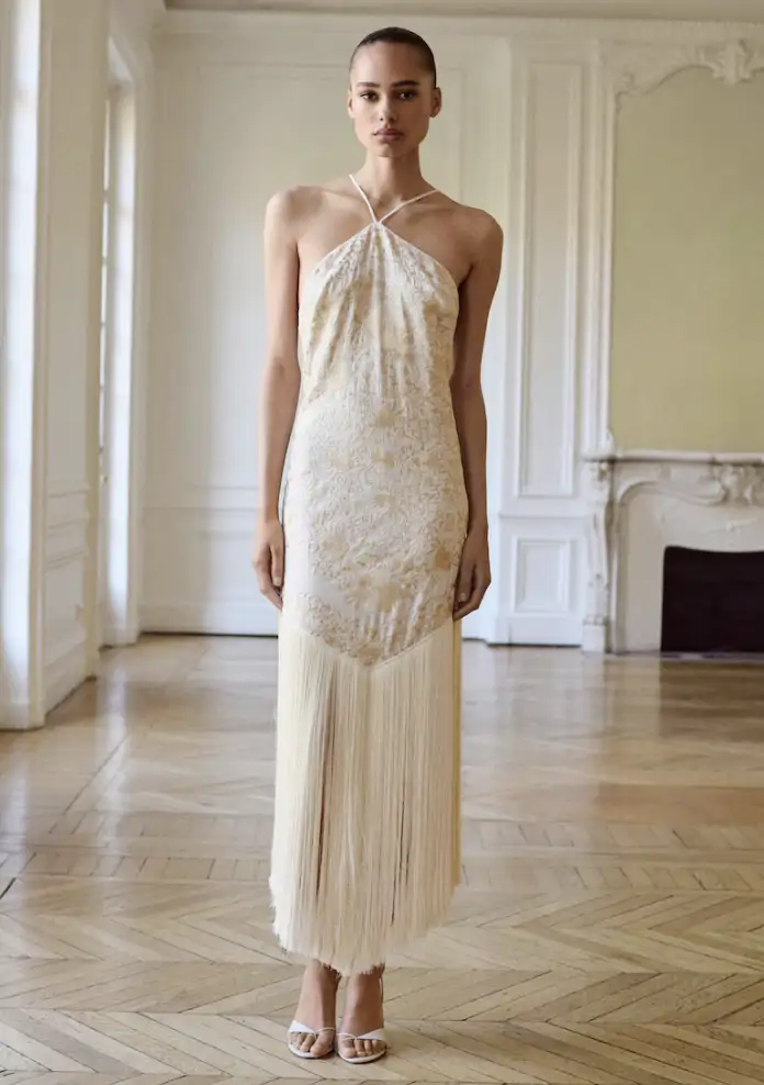 Vestido bordado flores detalle flecos
