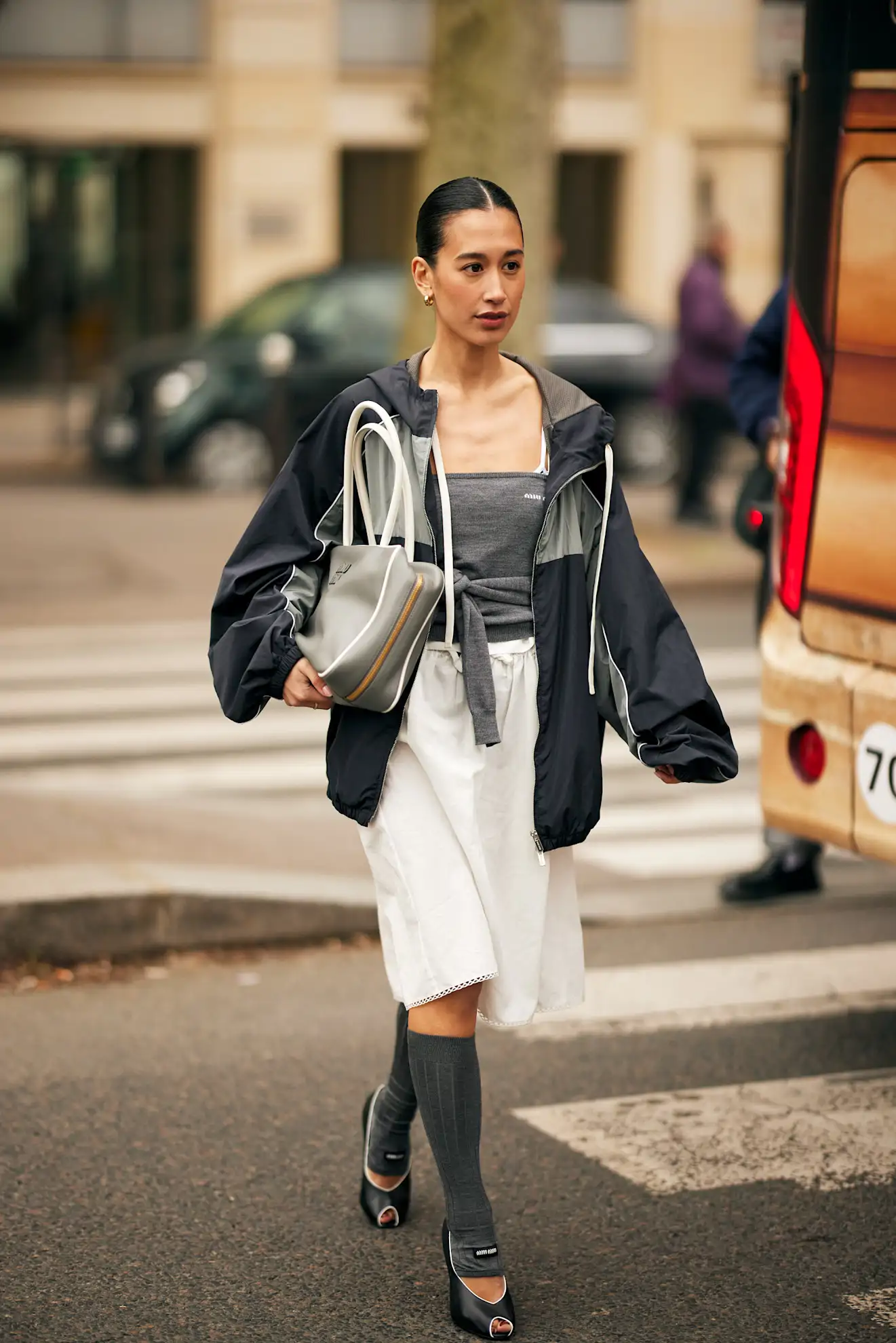 'Look' con falda blanca