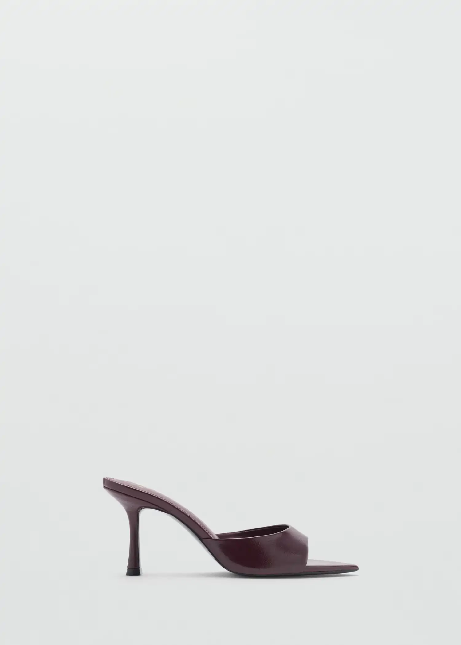 Sandalias peep toe de tacón
