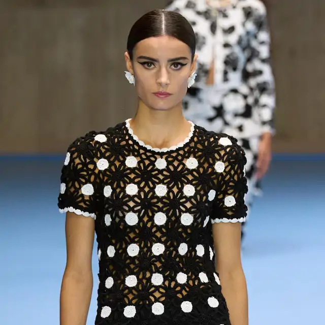 8 sandalias de Carolina Herrera para la Primavera-Verano 2025 muy elegantes: planas, con tacón mini cómodo y muy altas